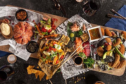 Complete vegan borrelplank